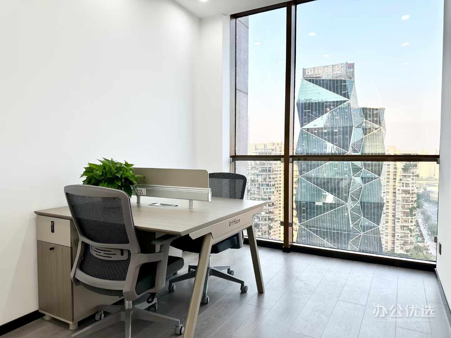 东方希望天祥广场