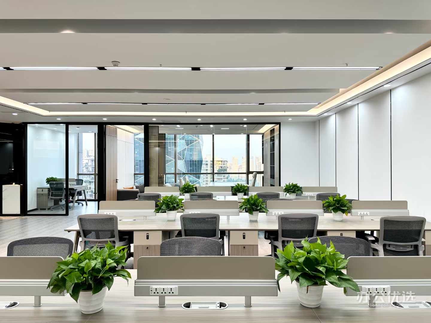 东方希望天祥广场