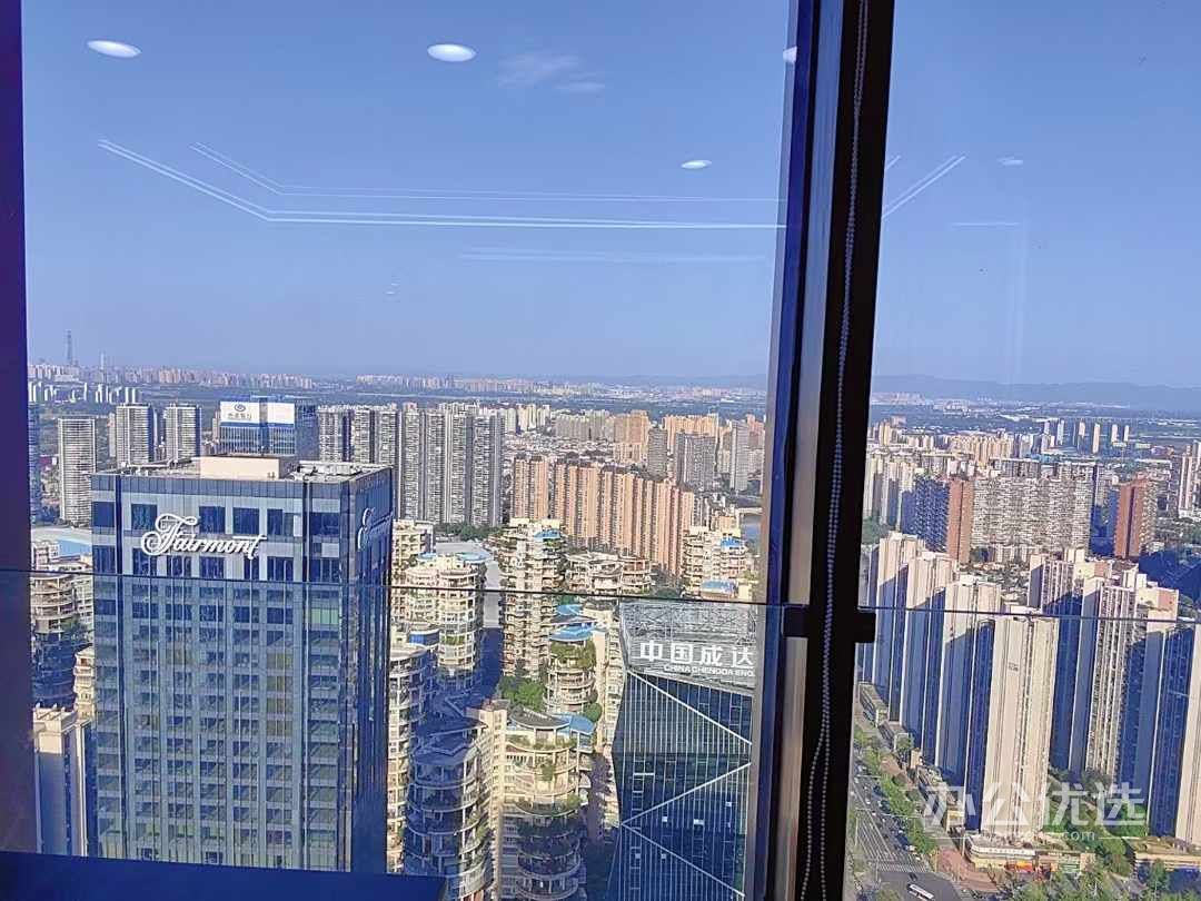 东方希望天祥广场