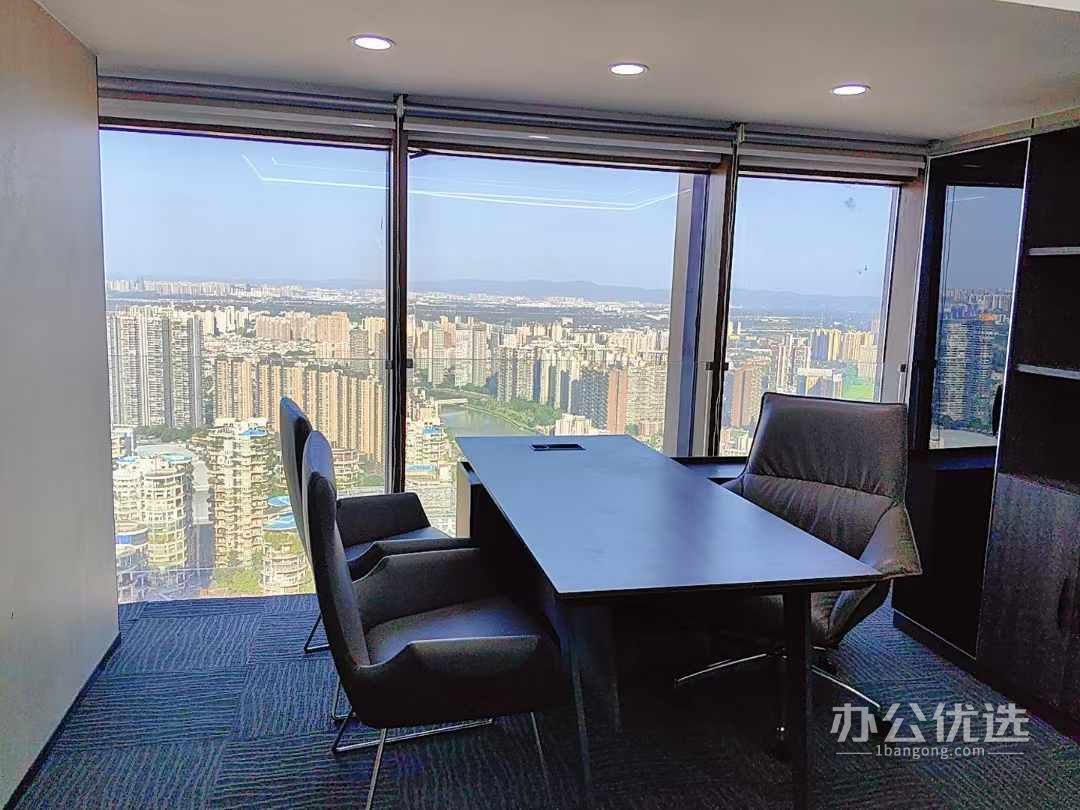 东方希望天祥广场