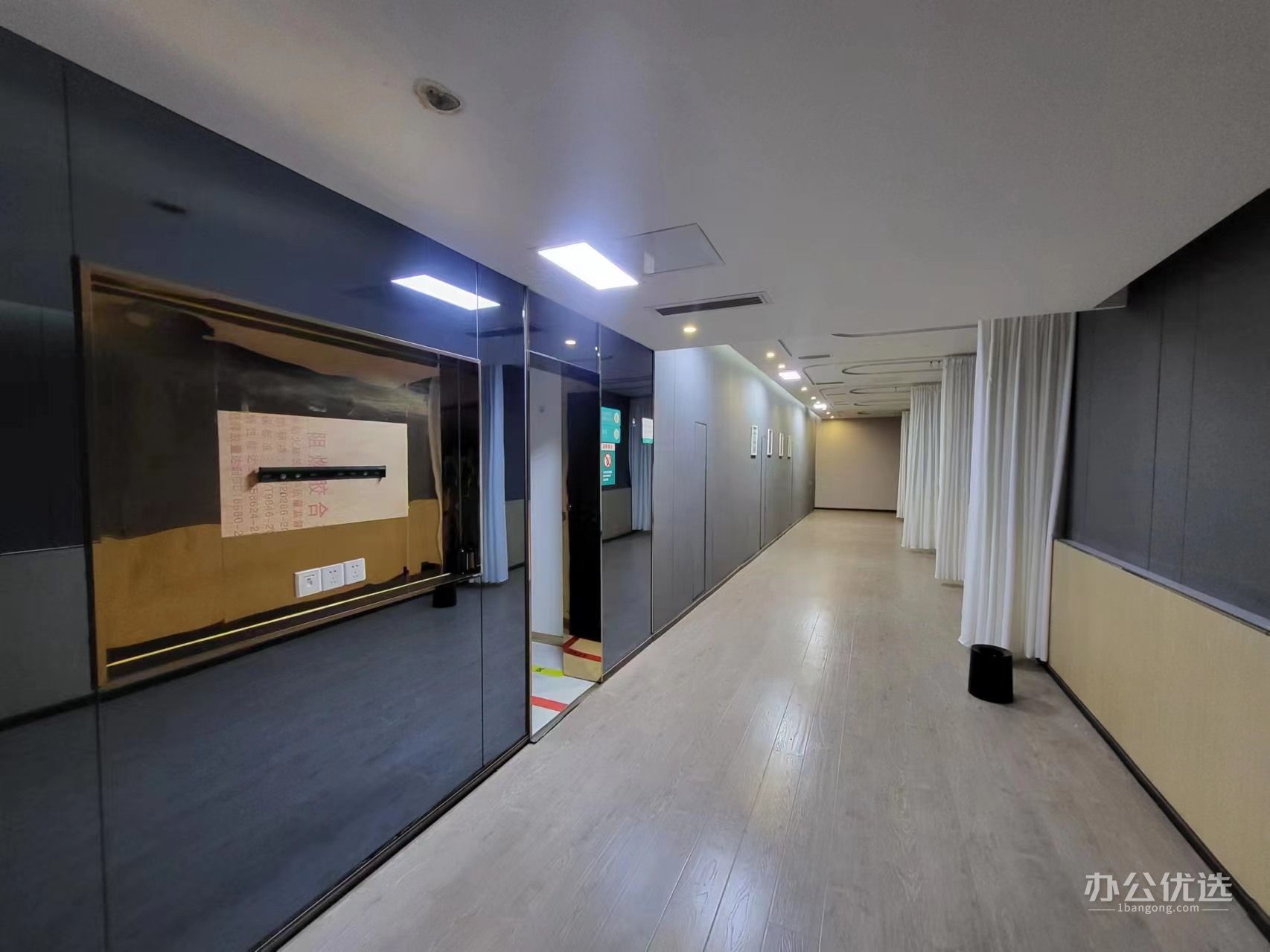 WIFC西部国际金融中心