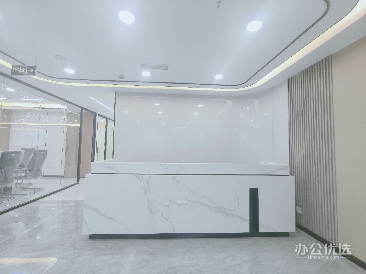 360平（6隔间+36工位）